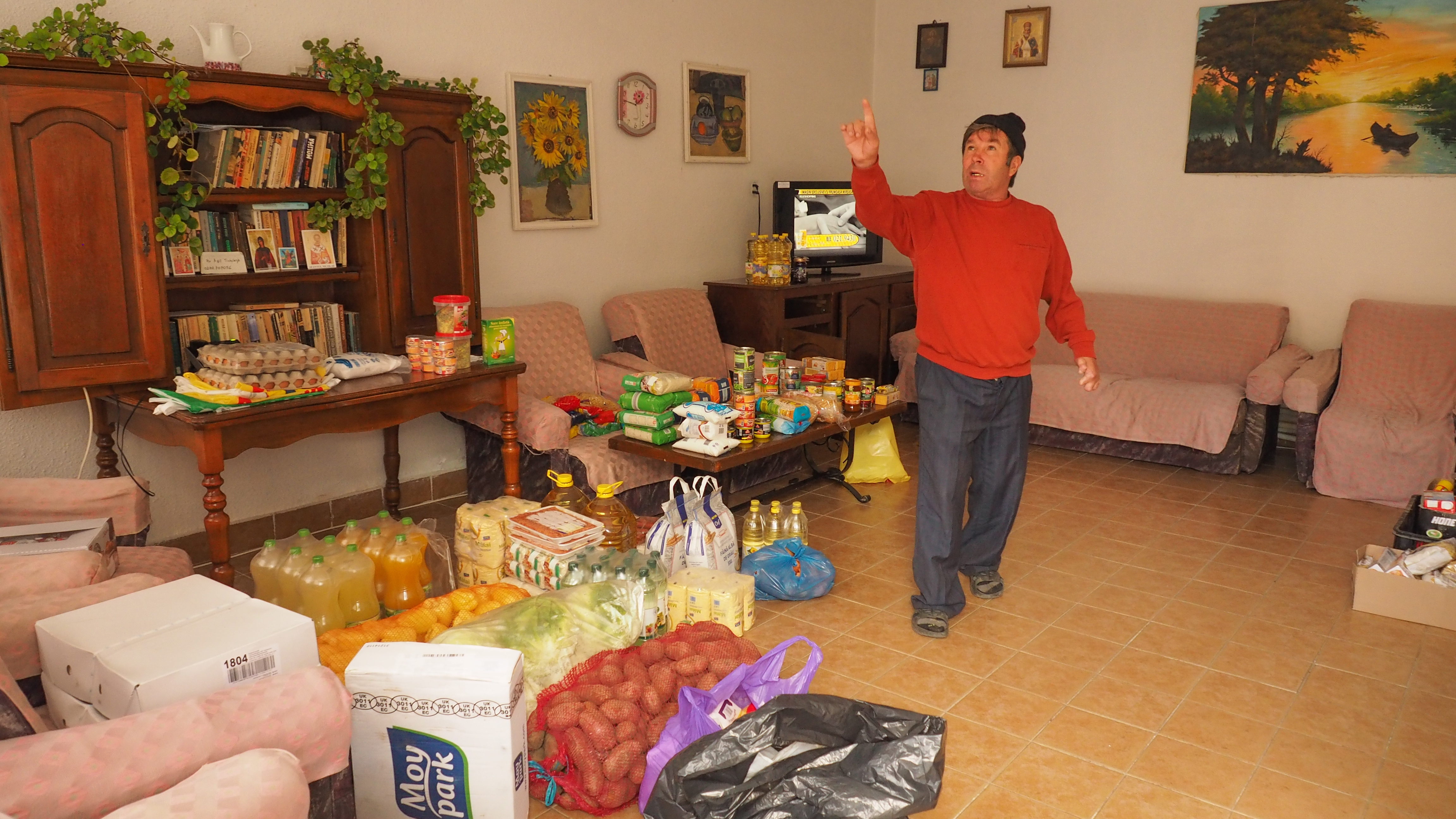 VIDEO&FOTO/Au cerut un strop de ajutor, dar au primit înmiit. Val de solidaritate cu bolnavii de la ultimul spital de lepră din România