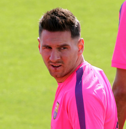 GALERIE FOTO / Messi s-a afişat cu un nou look la primul antrenament 