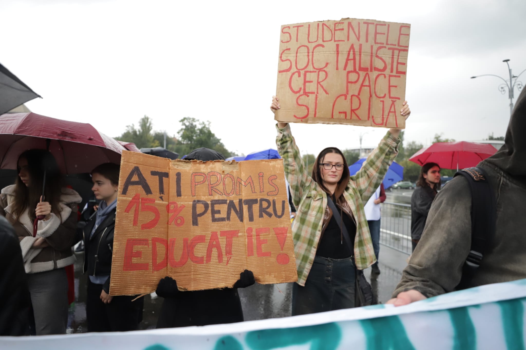 Anul universitar a început cu proteste ale studenților față de măsurile impuse de Guvernul Bolojan