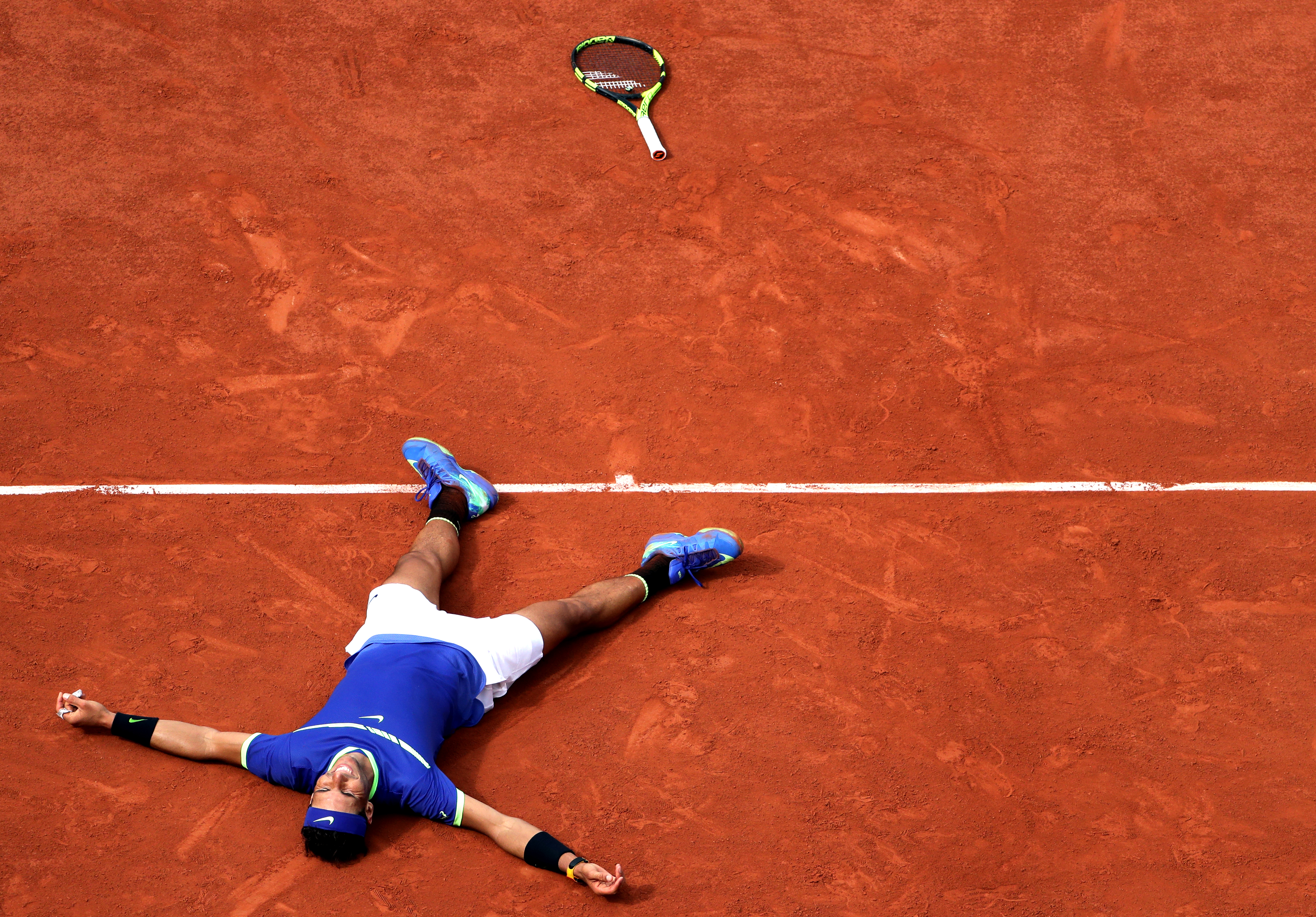 Finala masculină de la Roland Garros: Nadal - Wawrinka 6-2, 6-3, 6-1. Rafa n-a pierdut niciun set tot turneul! NaXal! Spaniolul, al 10-lea titlu la Paris! GALERIE FOTO