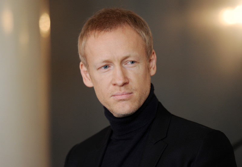 El ar fi iubitul fiicei mici a lui Vladimir Putin. Poartă același nume cu al președintelui Ucrainei și locuiește în Germania
