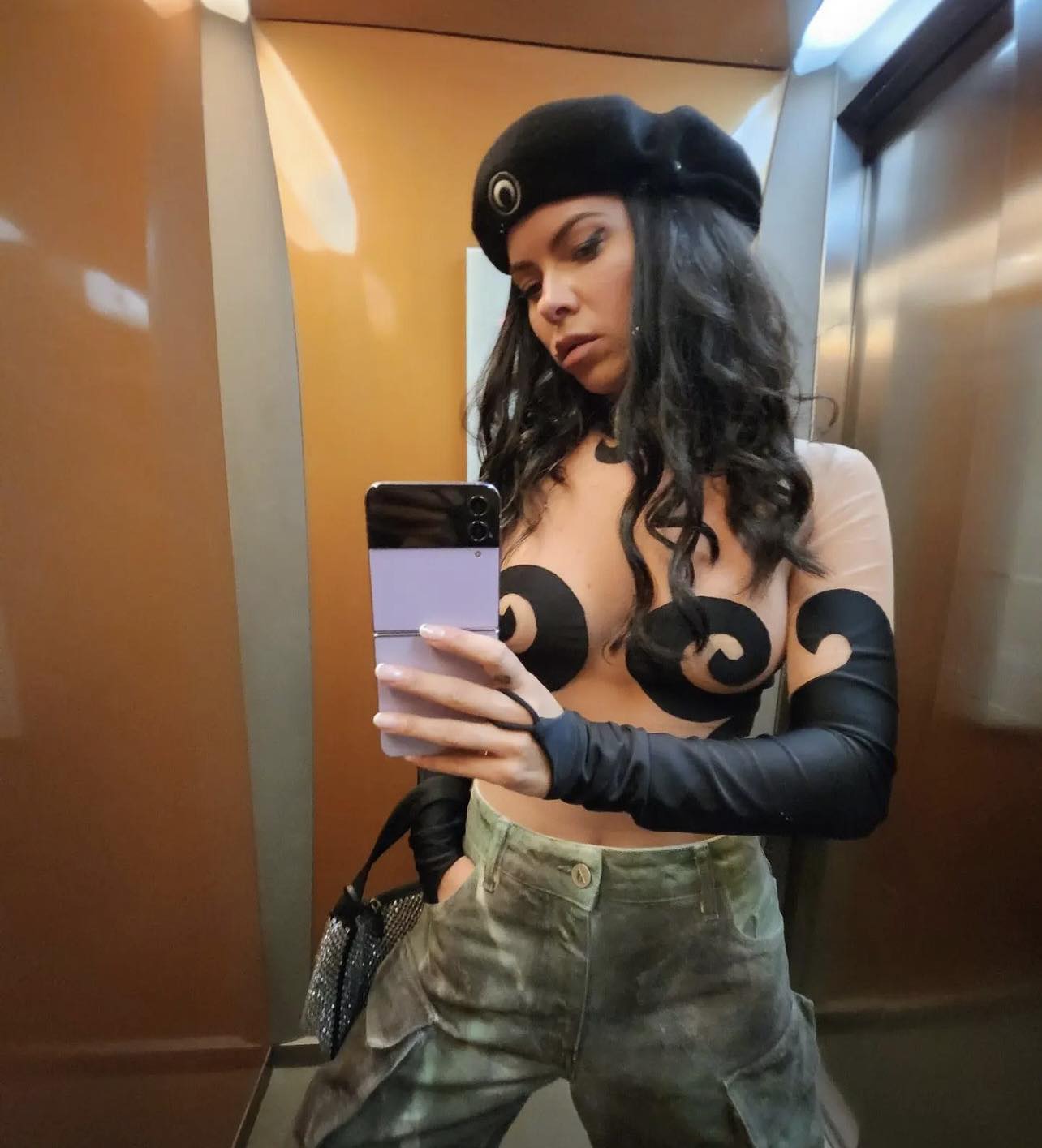 INNA, izolată 16 zile într-o casă pentru proiectul ei special: „Facem muzică și sunt încântată că pot să împărtășesc fanilor mei întreaga experiență”