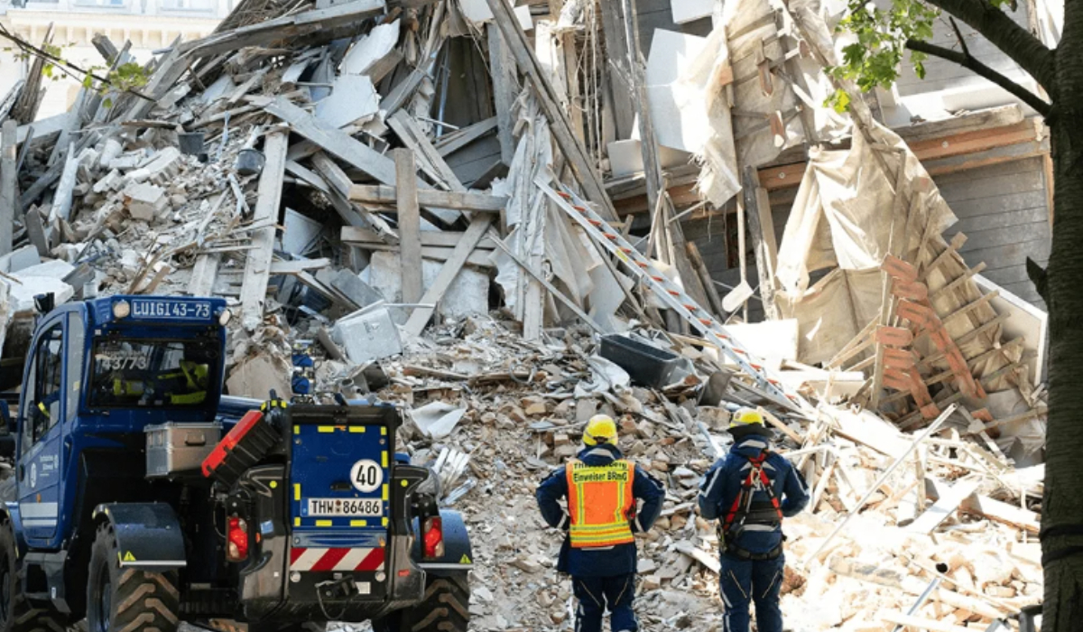 Româncele dispărute după prăbușirea unui bloc în Germania sunt căutate de peste 48 de ore. Cât timp pot supraviețui oamenii sub dărâmături