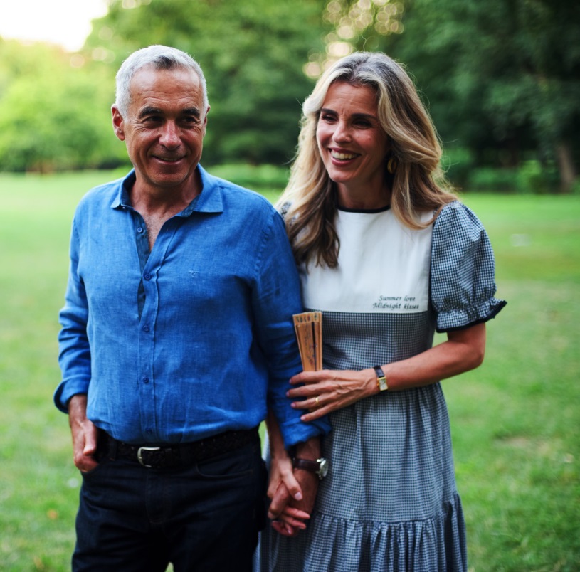 Mesajele apărute pe contul de Instagram al Cristelei Georgescu după victoria soțului ei în primul tur al alegerilor prezidențiale: „România s-a trezit”