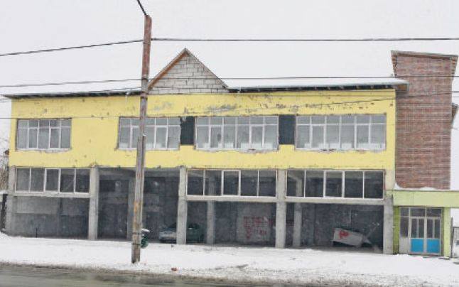 Șeful Automobil Club Român, acuzat că și-a făcut hotel plutitor și și-a luat Cadillac din banii membrilor! Constantin Niculescu este contestat de primul său contracandidat, după 24 de ani de când este la cârma ACR