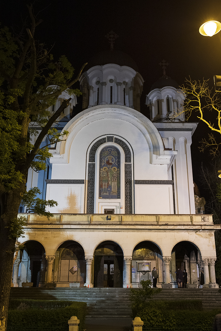 Cașin, Bucur Ciobanu, locurile altădată pline. Imagini cu bisericile din București, în noaptea de Înviere