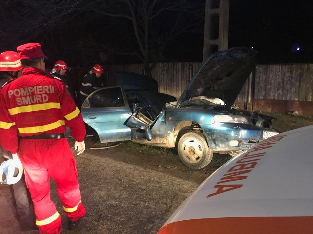 Un tată și fiul său de nouă ani au scăpat cu viață în mod miraculos dintr-un accident cumplit| FOTO/VIDEO