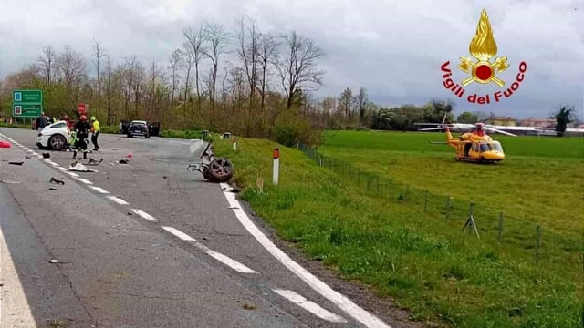 Două ceasuri cu brățări de aur pe mâinile victimelor carbonizate, singurele obiecte intacte într-un Ferrari ars, după un accident cu 200 km/h, în Italia