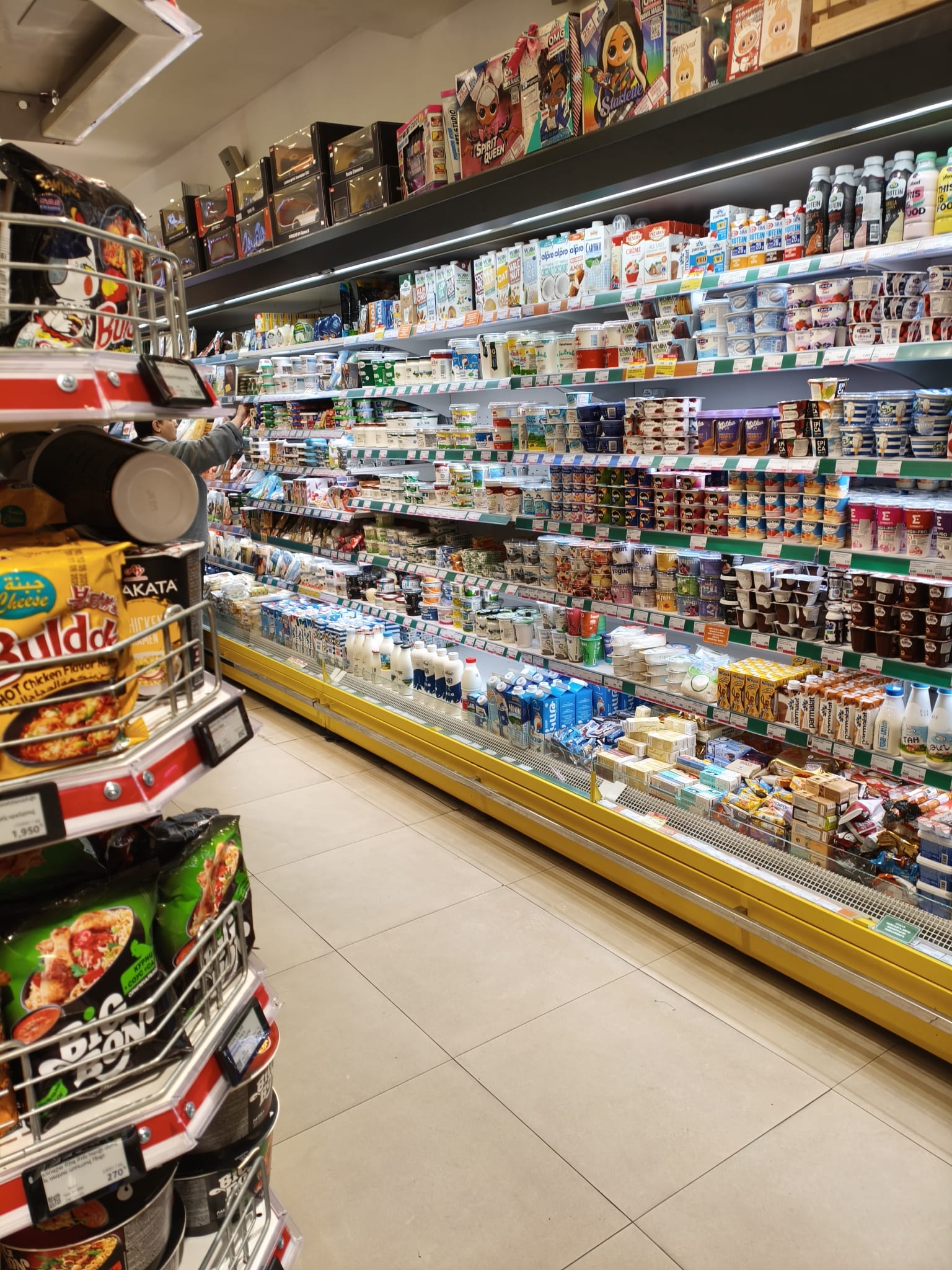 Prețurile la alimente și băuturi în supermarketurile din Armenia. Cât costă la Erevan un kilogram de cartofi sau o sticlă de vin local 