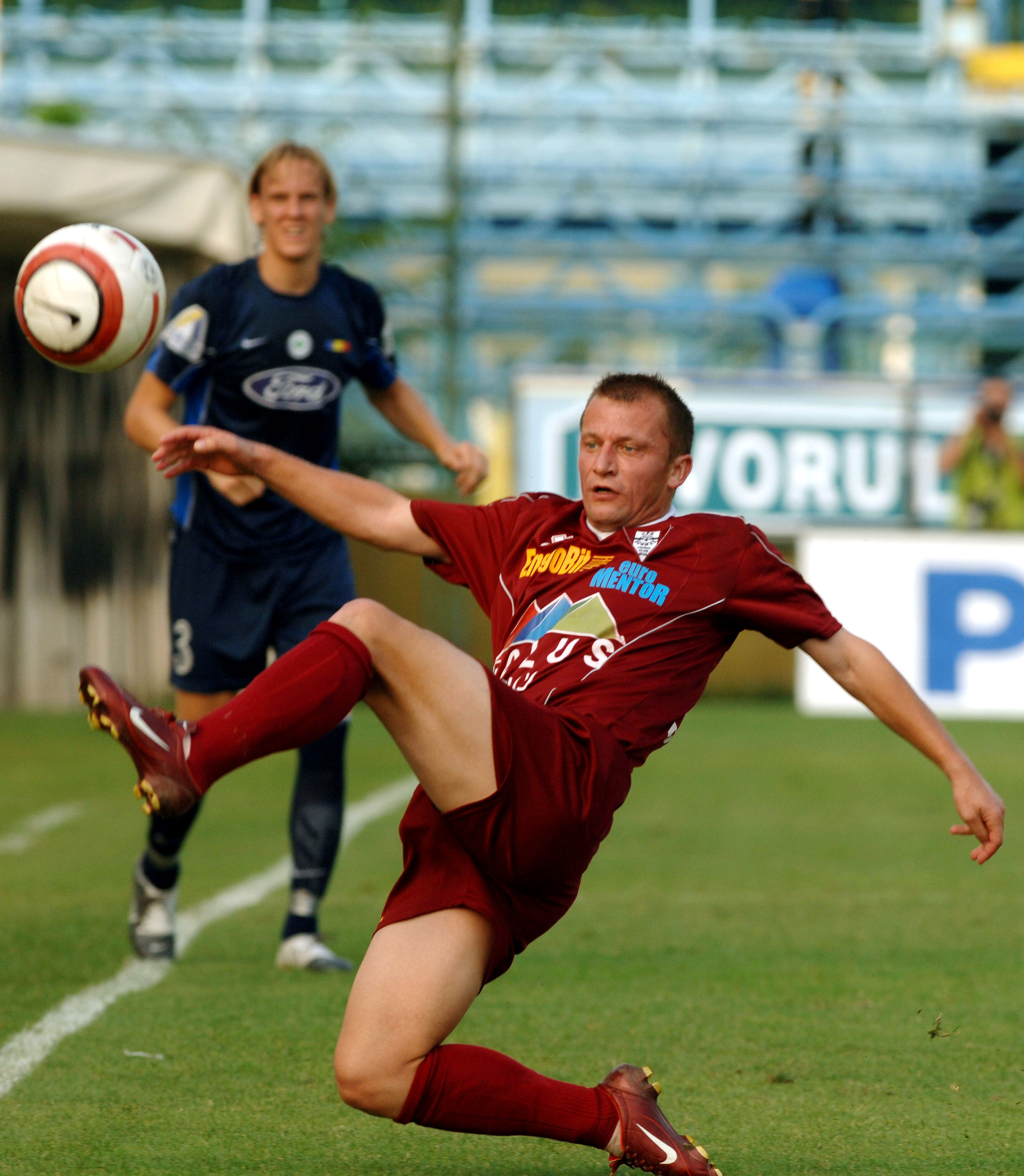 INTERVIU | Dorinel Munteanu, fost antrenor la CFR Cluj și FCSB, crede că ardelenii nu mai pot rata titlul de campioană: ”E gata de două etape!”