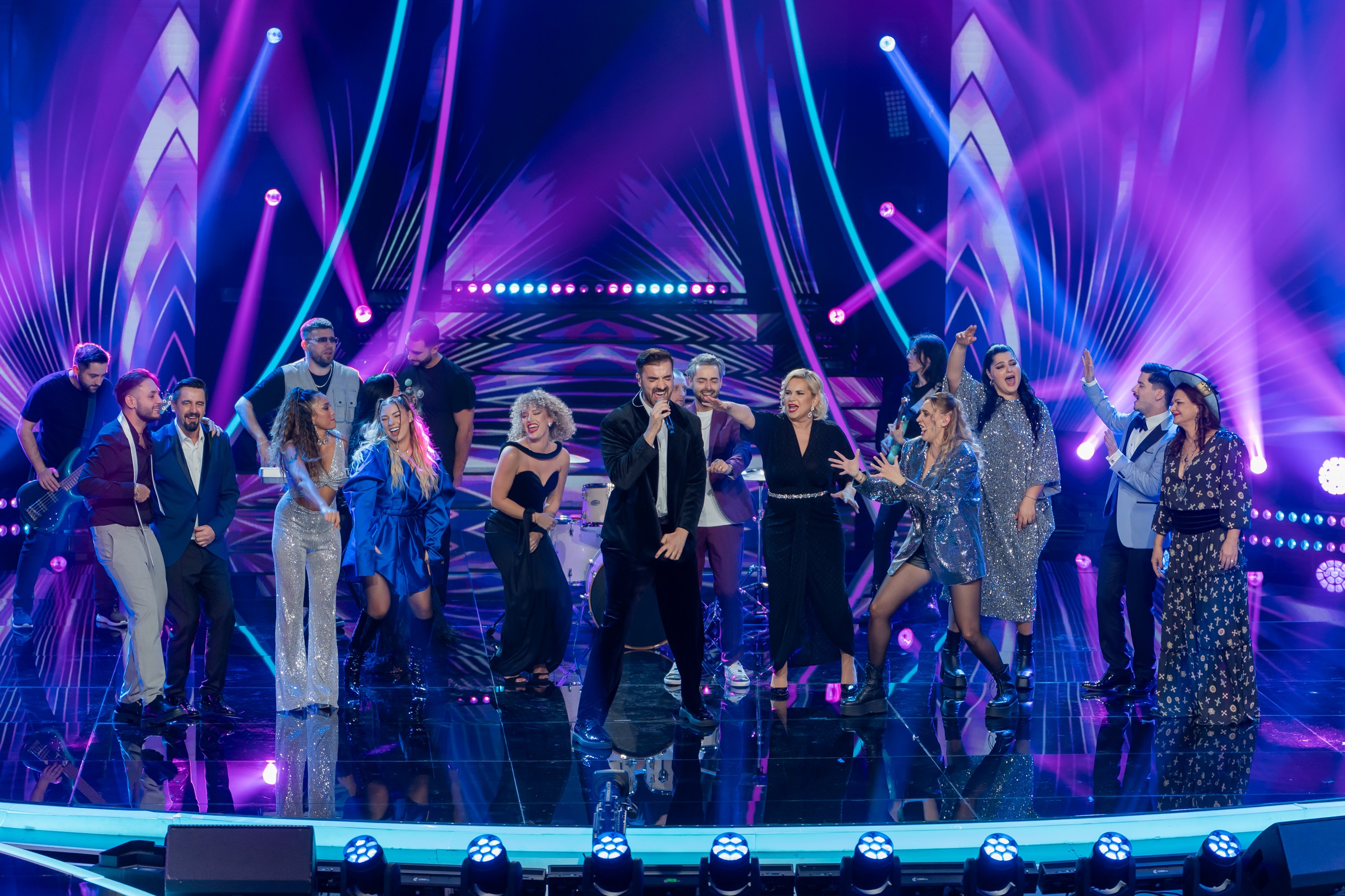 Revelion la Antena 1. 10 motive pentru care nu ar trebui să ratezi show-ul prezentat de Ilona Brezoianu și Florin Ristei