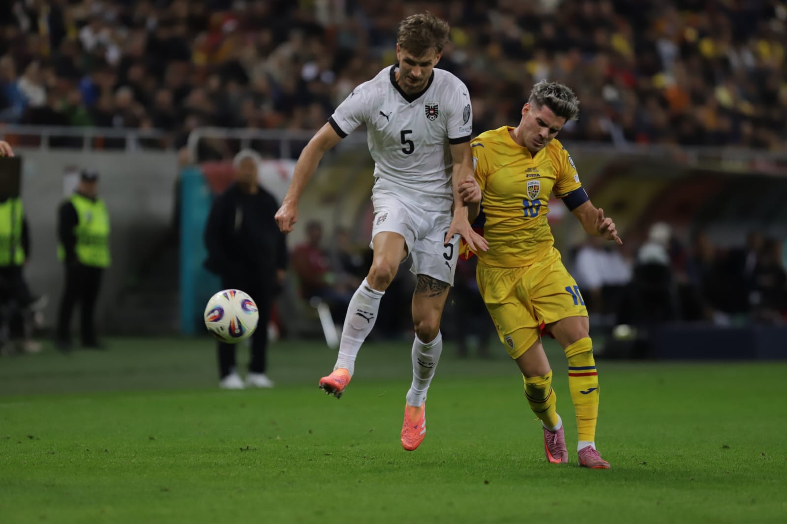 Cine e Teodor Ilincăi, tenorul care a cântat imnul „Deșteaptă-te, române!” înaintea meciului cu Austria, câștigat de România cu 1-0 și transmis de Antena 1