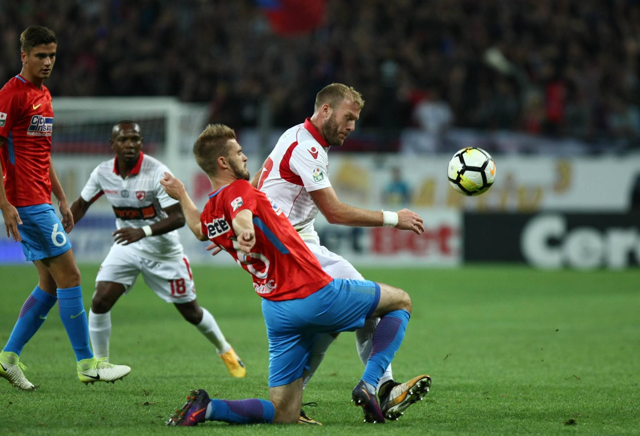 Liga I, etapa a 12-a: FCSB - Dinamo 1-0. Super-Derby de România. Fotbal de calitate și fani la înălțime / LIVE TEXT FOTO & VIDEO