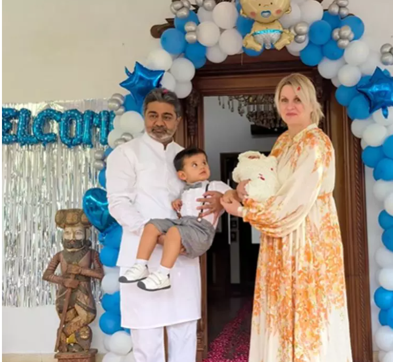 Anca Verma, cea mai bogată româncă din India, a născut un băiețel. Imagini cu întreaga familie. „Mama și bebelușul sunt sănătoși”