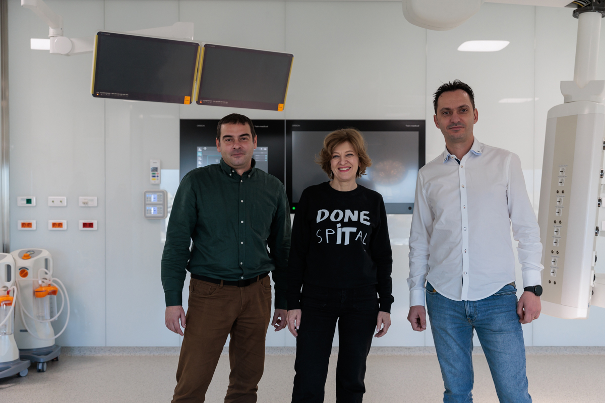 ZIUA NAȚIONALĂ. Oamenii echipei de la Dăruiește Viață, care au construit spitalul pentru copiii cu boli grave, răspund de 1 Decembrie la întrebarea „Ce înseamnă să fii patriot român?”