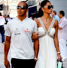 O filmare cu Nicole Scherzinger și Lewis Hamilton în ipostaze intime a fost publicată de hackeri. Peste 200.000 de persoane au văzut imaginile