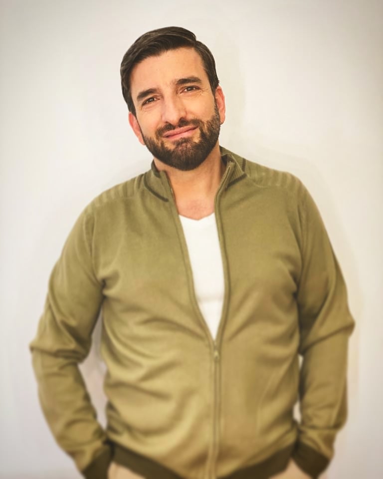 Silviu Biriș a răbufnit după ce Ministerul Culturii le-a cerut actorilor să raporteze ce fac în cele 8 ore de muncă: „Pleacă de la presupunerea că noi cei care lucrăm acolo luăm banii degeaba”