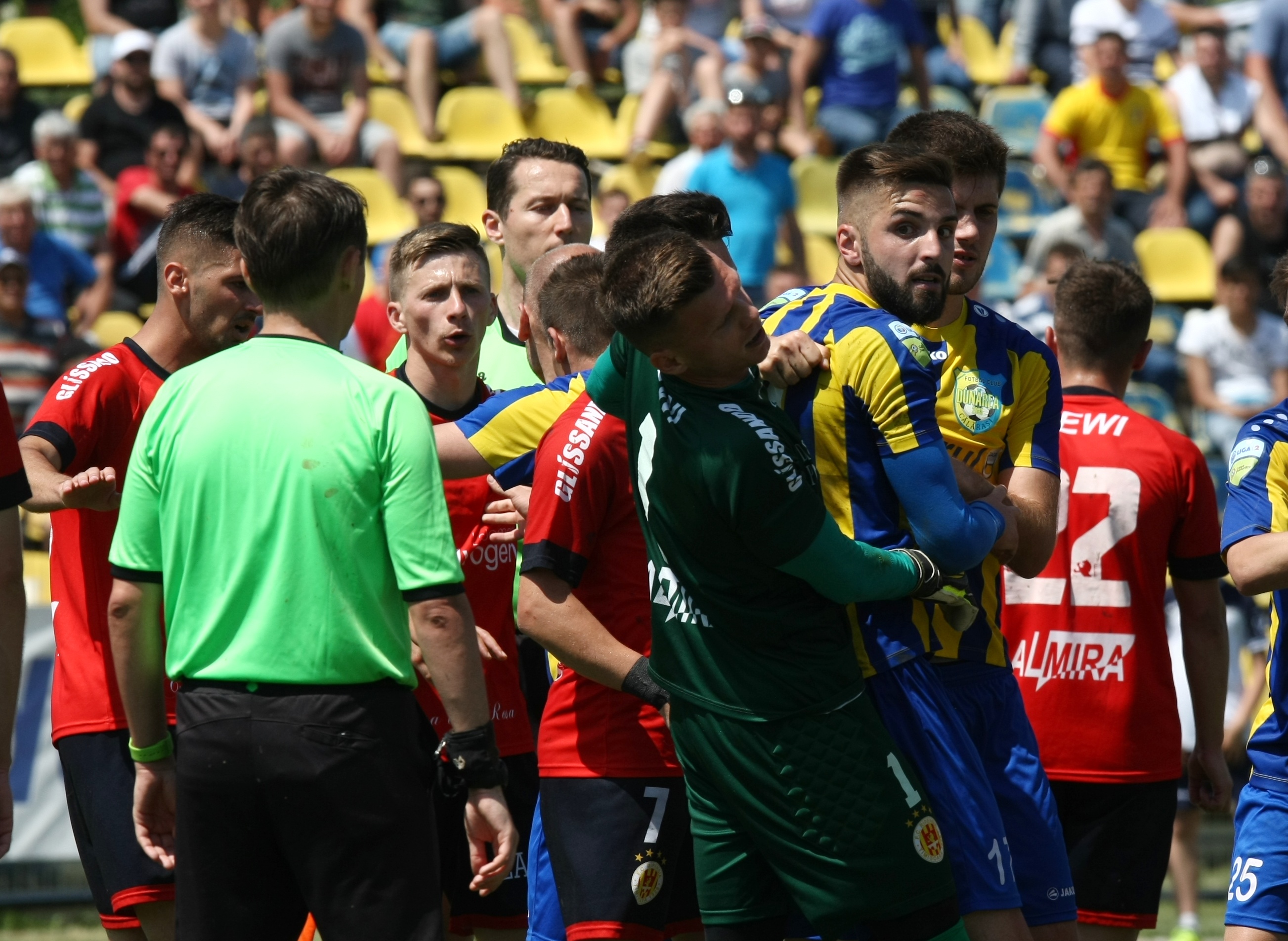 Liga 2 la fotbal, etapa 33. Dunărea Călărași a promovat matematic în Liga 1. Chindia a remizat la Mioveni. Clasament