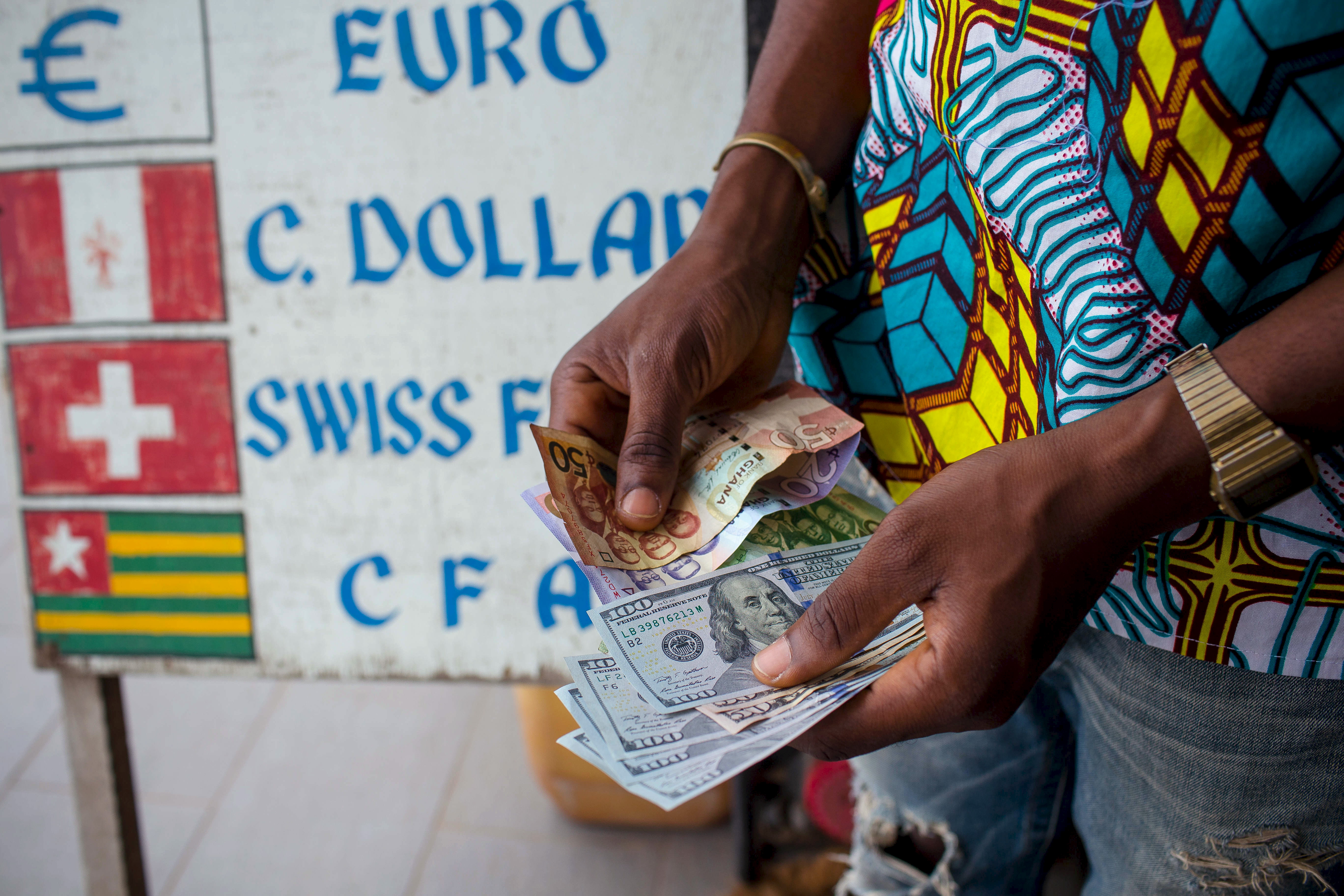73% of Ghanaians expect drop in foreign goods prices but not local ones – survey