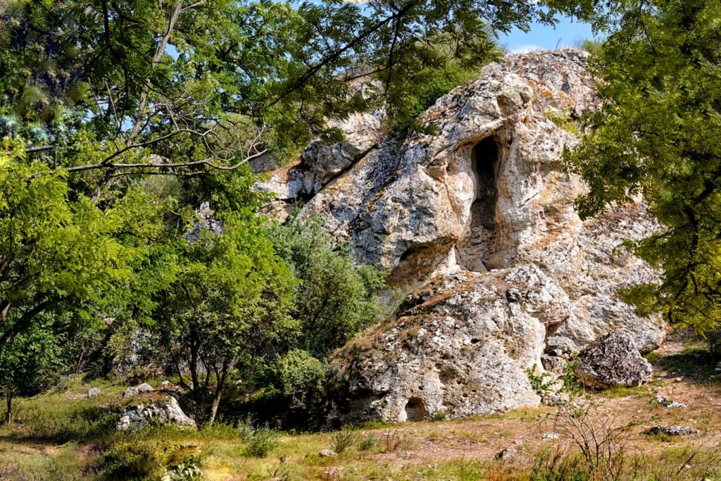 Cheile Dobrogei - activități și trasee. Ce obiective turistice să vizitezi și cum ajungi aici