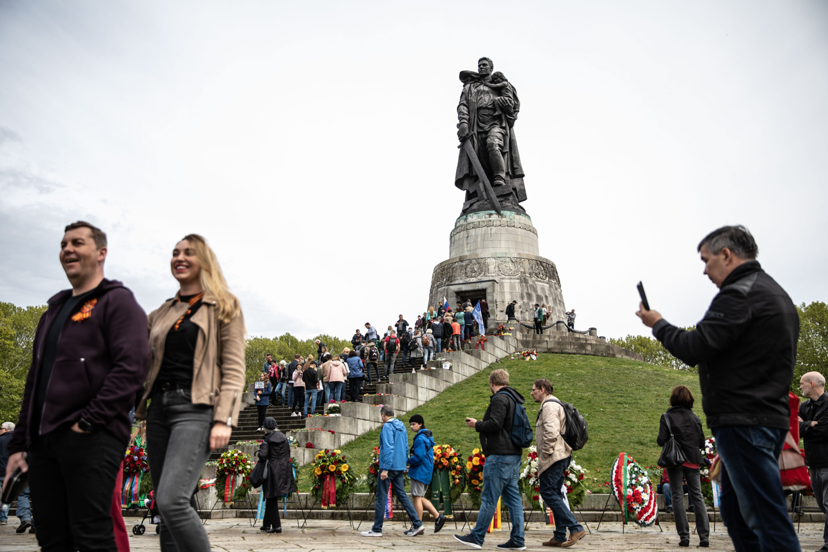 Cum a devenit 9 Mai, Ziua Victoriei,  o sărbătoare antieuropeană. Istoric ucrainean de origine română: „Rușii spun că ei au eliberat Europa, dar statele UE nu sunt recunoscătoare”