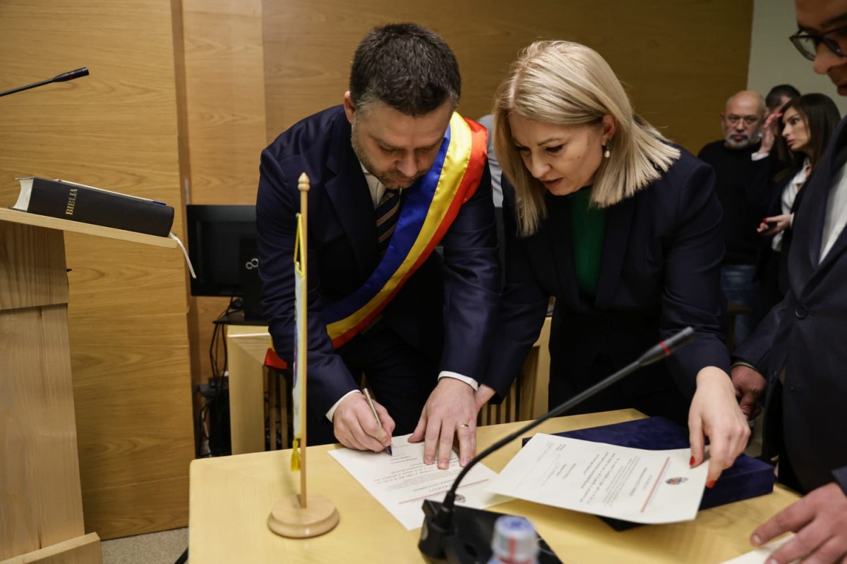 Ciprian Ciucu a depus jurământul ca primar al Bucureștiului și a cerut două lucruri