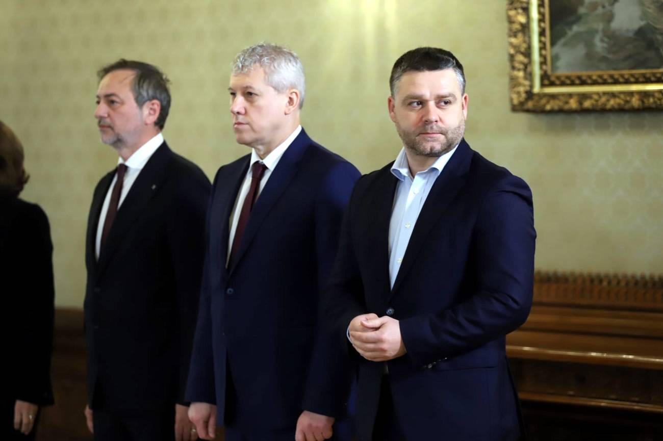 LIVE TEXT | Nicușor Dan a terminat consultările cu partidele din coaliție. PSD a decis retragerea miniștrilor înaintea finalului consultărilor. Nicușor Dan va face o declarație de presă