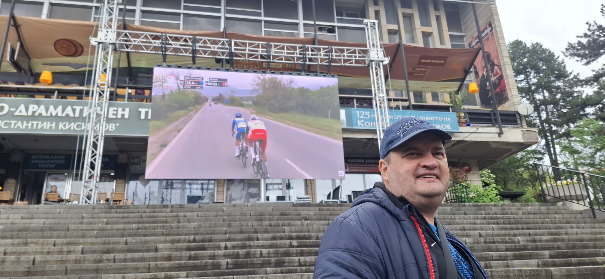Ce ne-a plăcut și ce nu ne-a plăcut la Il Giro 2026 din Bulgaria. Cum au făcut speculă oficială și de ce am ajuns noi cu pantalonii rupți în tur și rutierii în fundul gol!