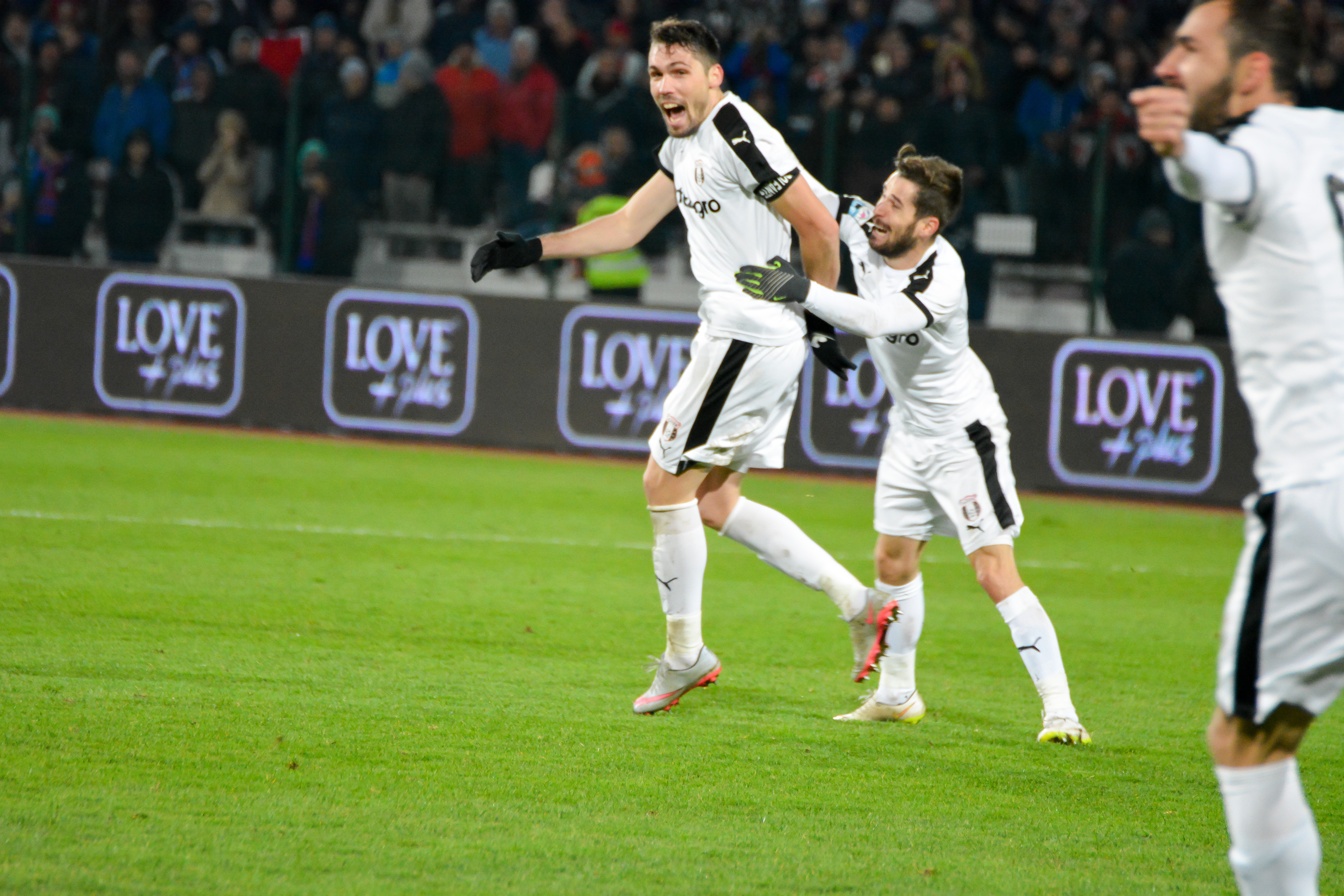 Războiul Steaua - Astra s-a mutat la ”Disciplină”. Șumudică va fi judecat pe 20 ianuarie
