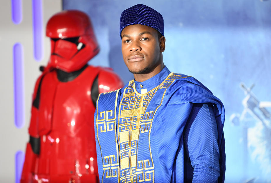 VIDEO | Actor din Star Wars, discurs emoționant în timpul  protestelor de la Londra: “Viețile oamenilor de culoare au contat întotdeauna”