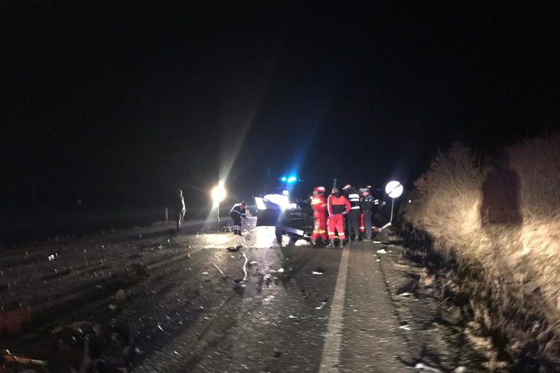 Accident înfiorător în județul Sibiu. Doi oameni au murit și alți trei au fost răniți / FOTO&VIDEO