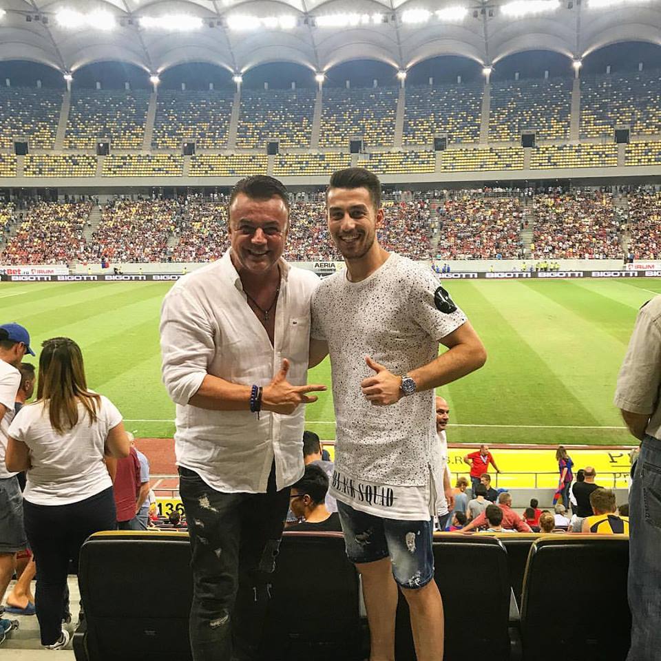 Familia Iordănescu i-ar fi interzis să devină preot din cauză că „trăiește în desfrâu”. Andrei a făcut degeaba Teologia!
