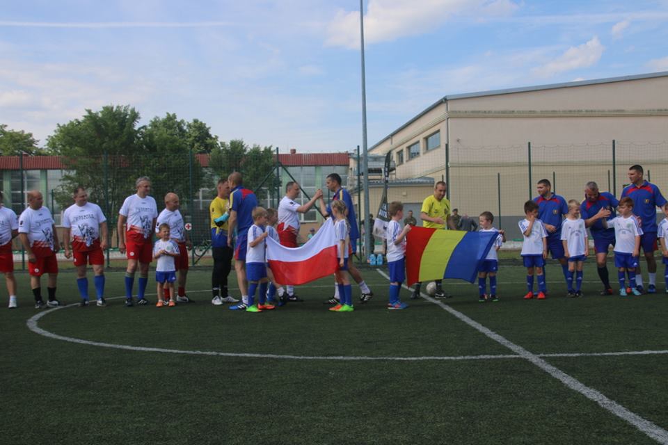 Polonezii ne-au învins și echipa de militari aflată într-o misiune NATO | FOTO&VIDEO