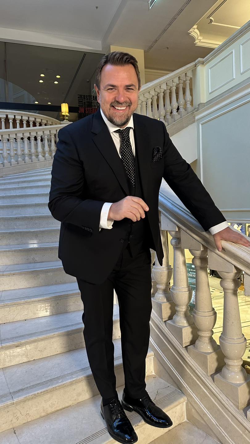 Cum s-au pozat Andra, Horia Brenciu și Vlăduța Lupău împreună. Unde s-au întâlnit și cum au reacționat fanii: „Toți trei frumoși la chip și suflet!”