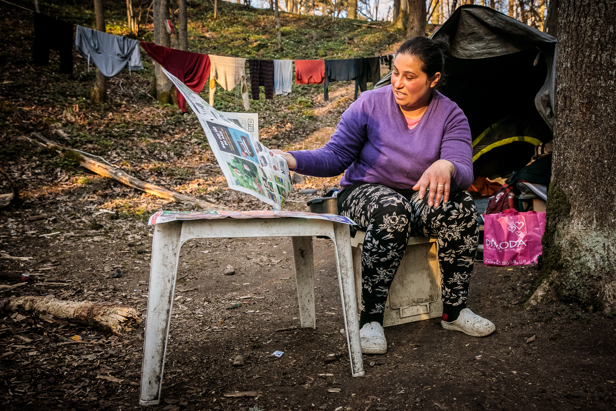 În căutarea lui Gică - românul omorât într-un parc din Huskvarna, Suedia, de doi adolescenți. Paște în pădure cu cei mai nevoiași dintre compatrioți (1)