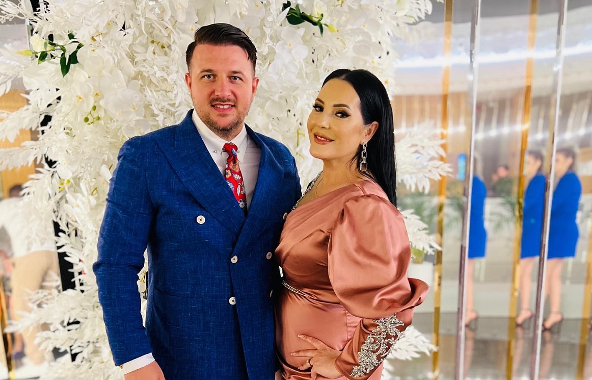 Angela Rusu, transformare spectaculoasă după ce a slăbit 30 de kilograme. Artista a trecut prin trei operații estetice într-o singură zi