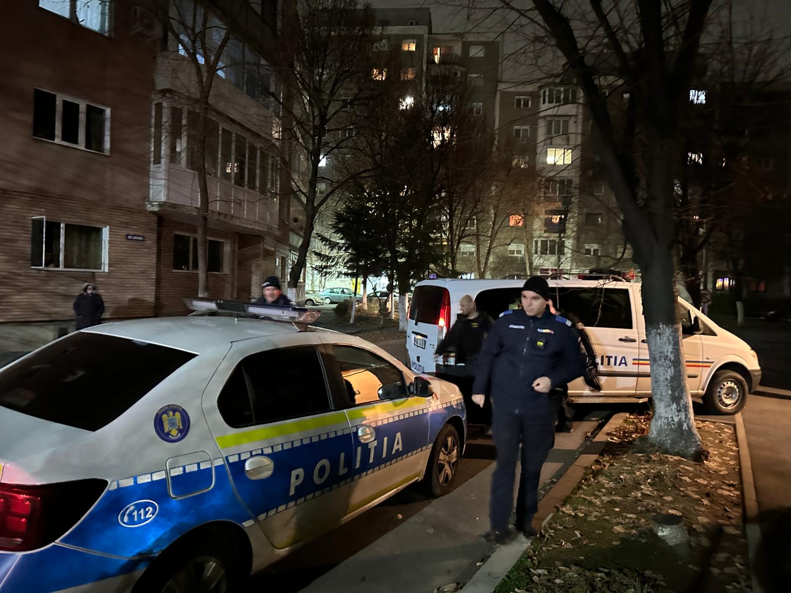Un bărbat din Arad a găsit o grenadă în apartamentul abia cumpărat și toți vecinii au fost evacuați