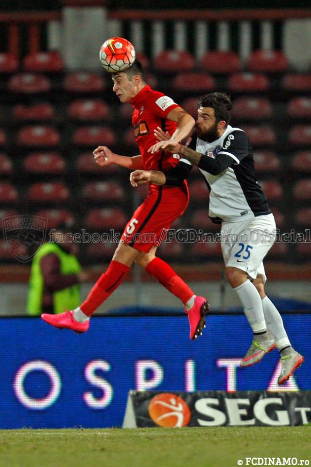 Liga 1. Dinamo - FC Viitorul 1-5. Trupa lui Hagi a predat o lecţie de fotbal în Ştefan cel Mare. A fost cea mai drastică înfrângere a alb-roşiilor din ultimii 30 de ani / GALERIE FOTO&VIDEO