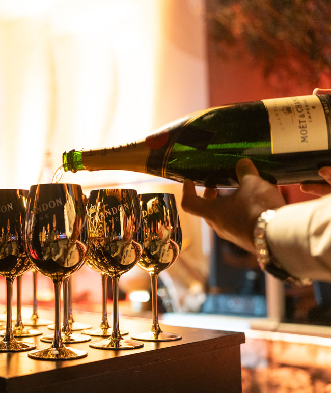 MOËT &amp; CHANDON, la ceas aniversar