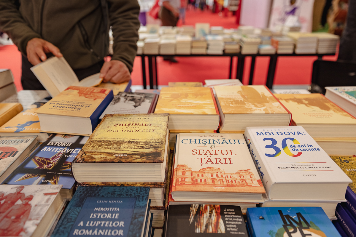 Bookfest 2024 – cel mai mare târg de carte din România. Cele mai importante lucrări propuse de editurile participante