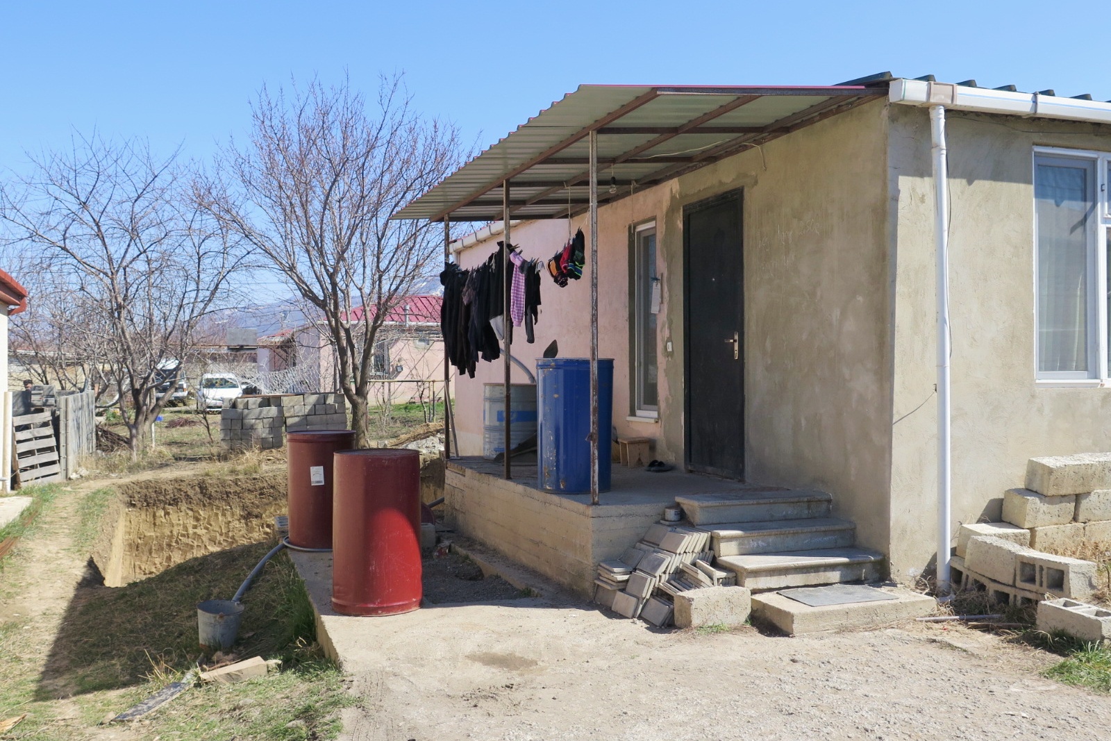 Jurnaliștii Libertatea relatează, față în față, din două tabere de refugiați: ce s-ar întâmpla dacă Rusia nu s-ar retrage din Ucraina, așa cum nu s-a retras de 14 ani din Georgia