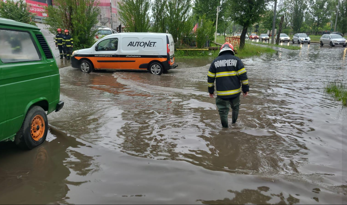 România, sub amenințarea inundațiilor în următoarele zile: Primăriile din București au fost avertizate, întâlnire de urgență la Ministerul Mediului