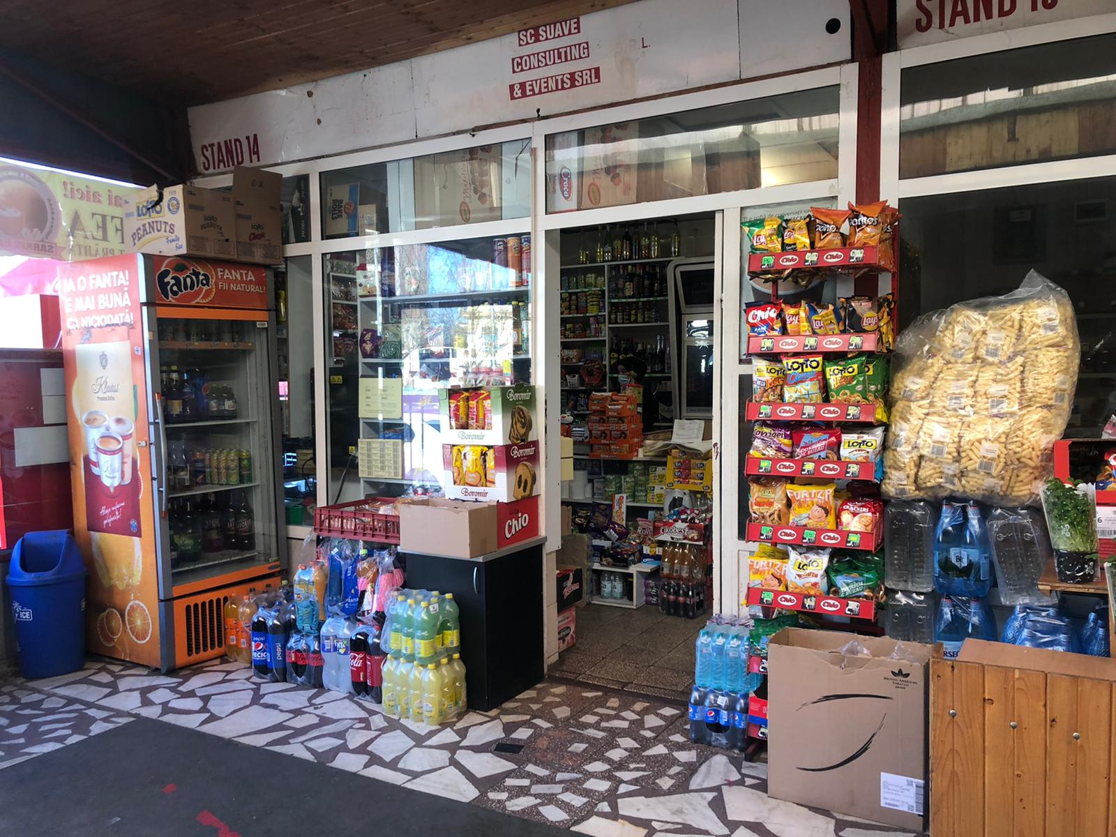 Piața Gemeni, închisă temporar pentru nereguli importante. „Vindeți pisici aici?”