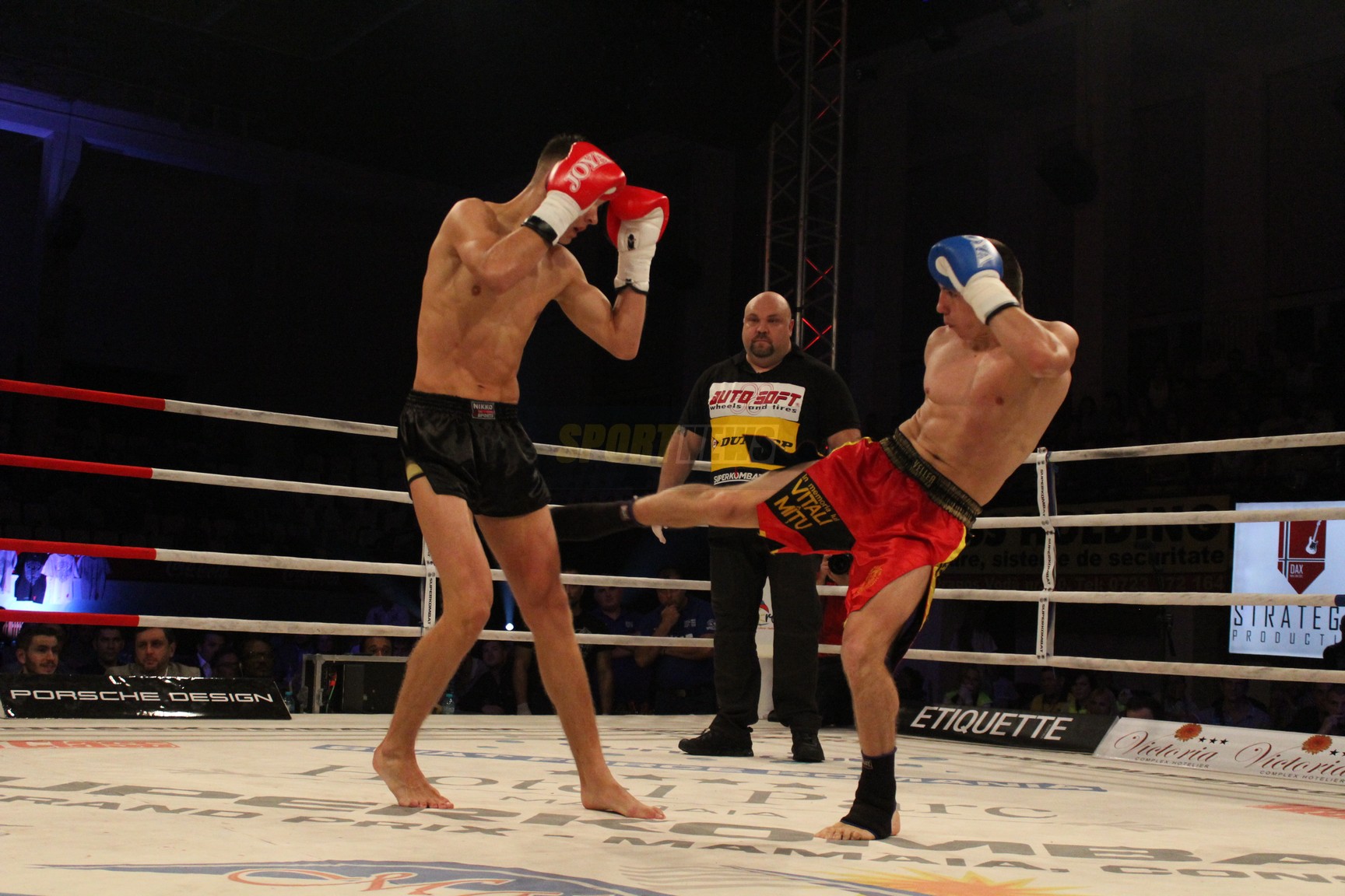FOTO & VIDEO / Spaniolul Moises Baute a câștigat trofeul la Superkombat Constanța