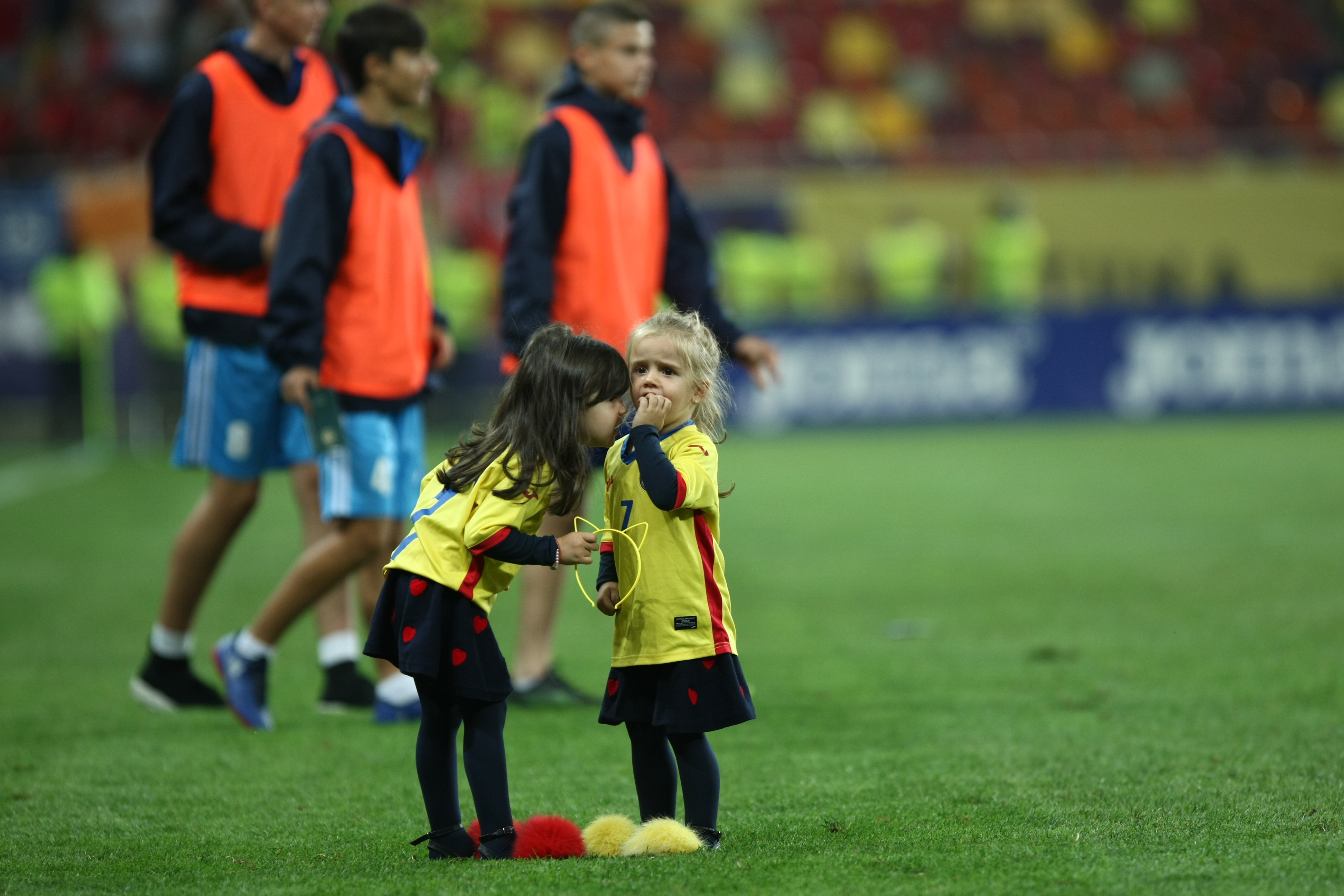România - Armenia 1-0. Copiii de pe ”Arena Națională” au fost atracțiile serii / GALERIE FOTO
