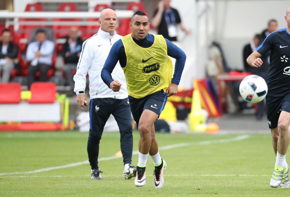 Francezii trag tare la Biarritz, pentru a învinge România în deschiderea Euro 2016. Antrenamente cu 10.000 de fani | GALERIE FOTO&VIDEO