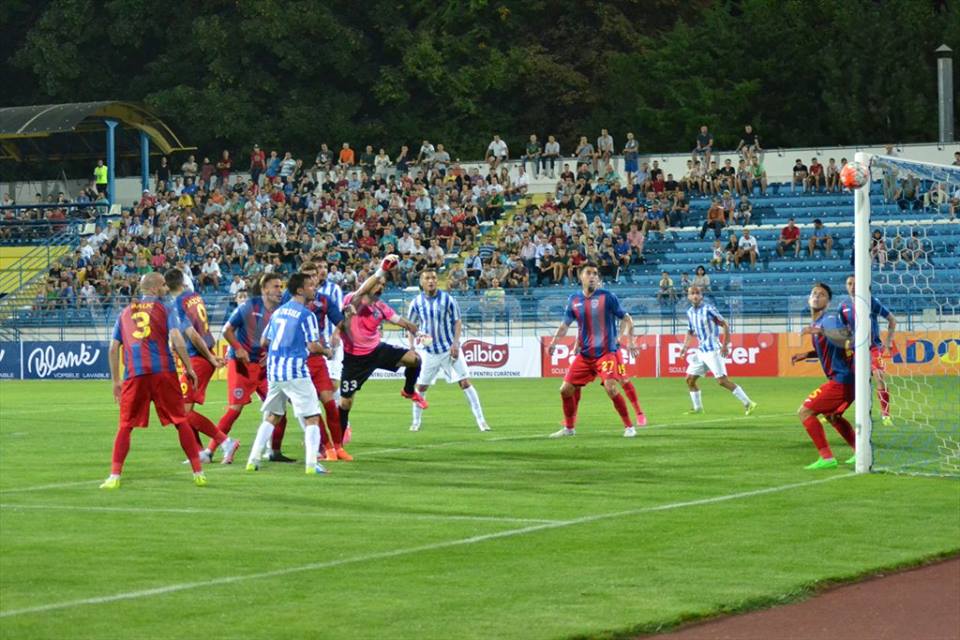 LIGA I. CSMS Iaşi - ASA Tîrgu-Mureş 0-1. Miriuţă l-a învins italieneşte pe Nicolo Napoli, sub privirile campionului mondial Franco Baresi