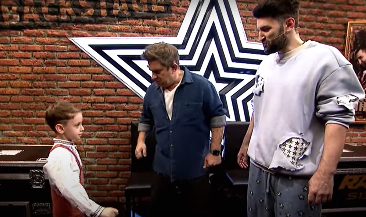 Replica lui Rareș Prisacariu de la „Românii au talent” care l-a lăsat fără cuvinte pe Pavel Bartoș: „Pur și simplu m-a uns pe suflet”
