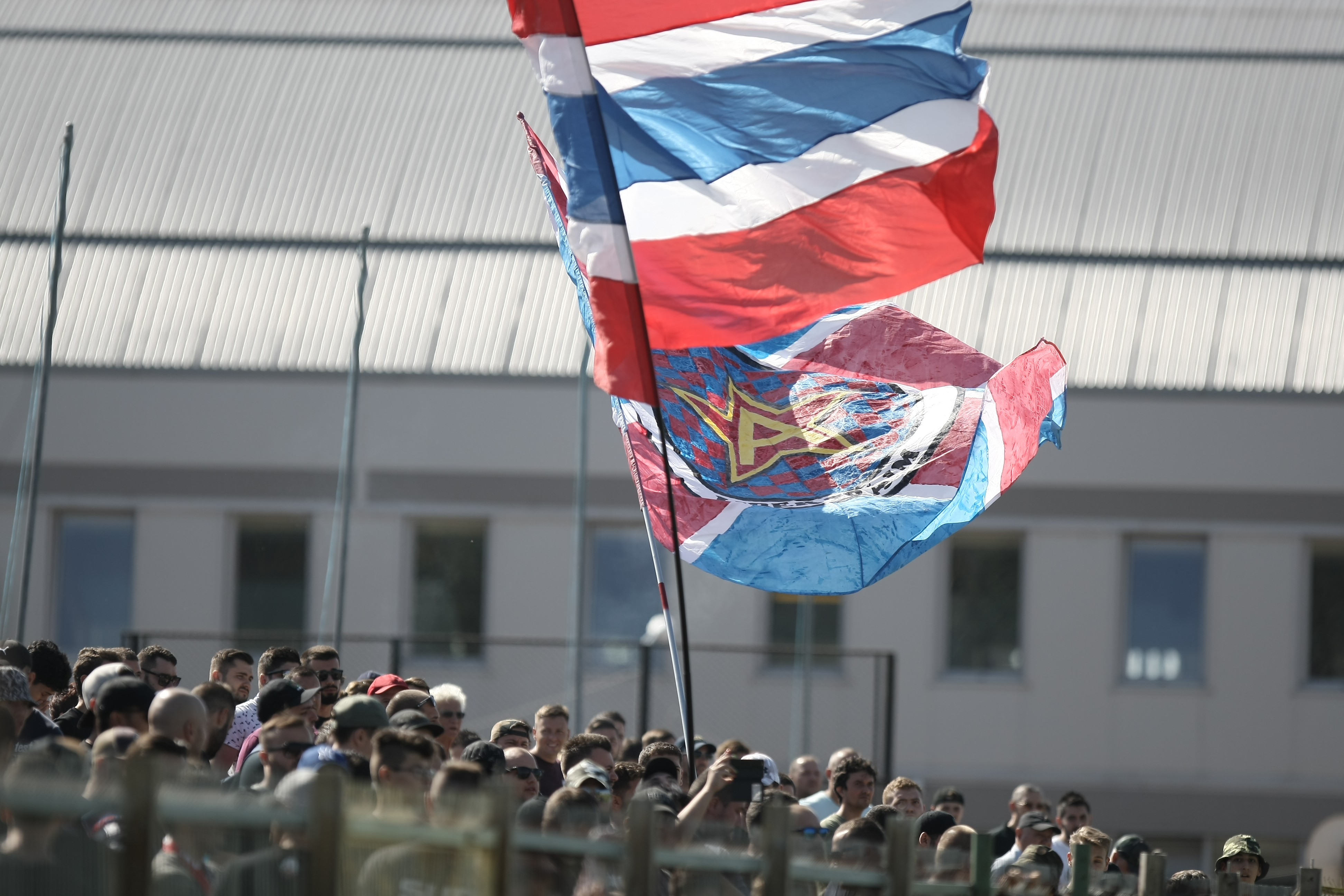 CSA Steaua a jucat sâmbătă un amical cu Unirea Izvoarele. Peste 800 de oameni, la meci. Scor de ”maidan” / FOTO
