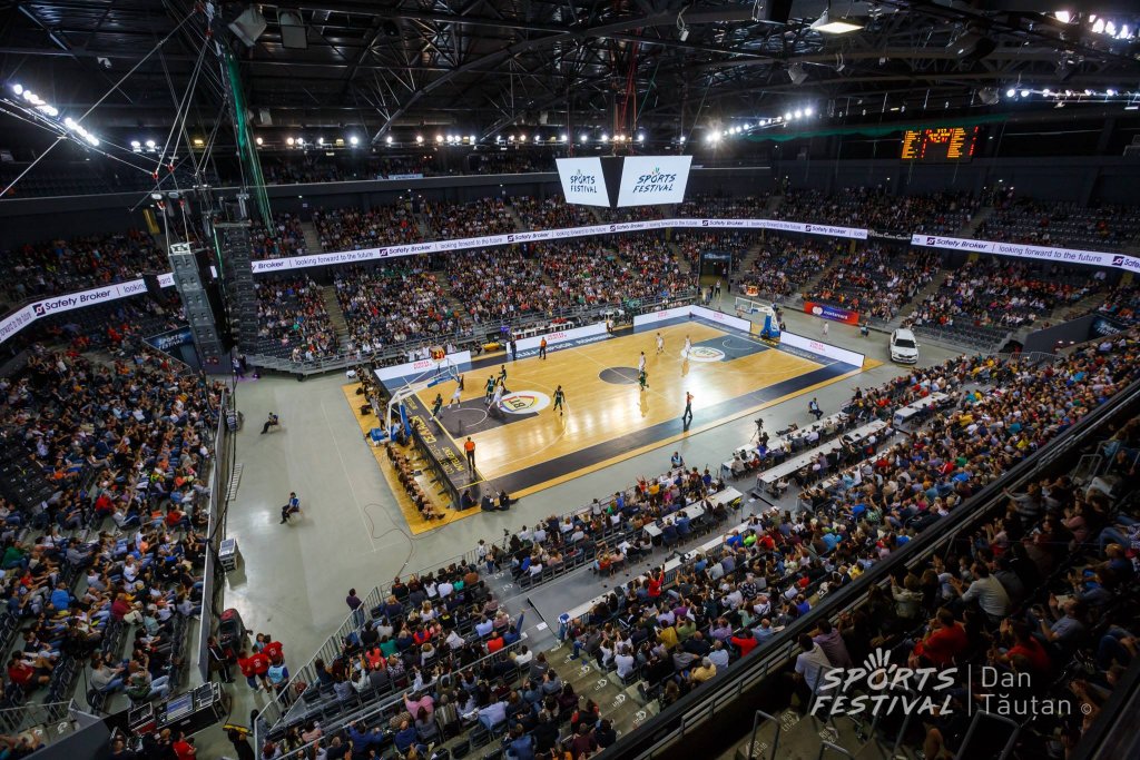 Cea mai titrată echipă din istoria baschetului european a fost în România. Panathinaikos a avut milă de U-BT Cluj la prezentarea lotului echipei lui Mihai Silvășan